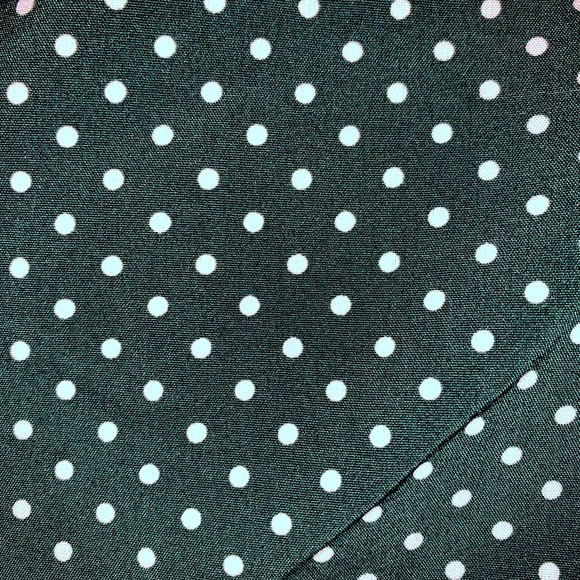Amazon Basics Green w/white polka dots button top - Picture 3 of 3